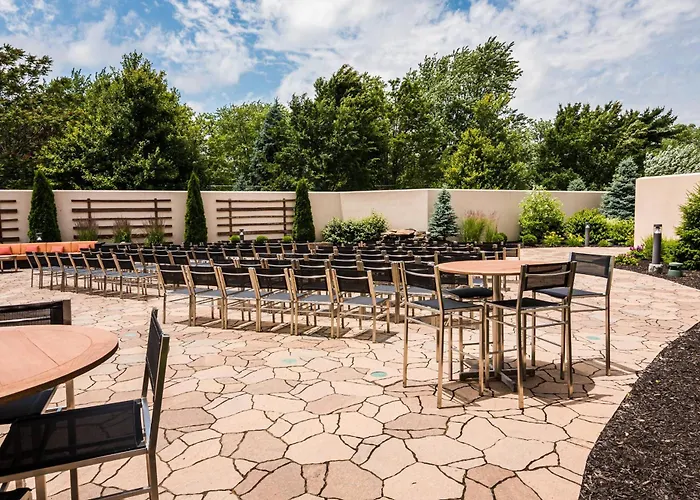 Courtyard By Marriott Lafayette